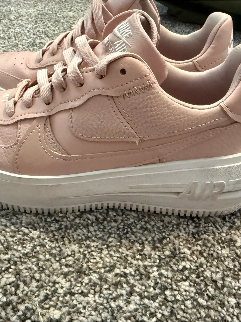 Nike women athletic